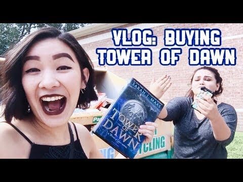 BUYING TOWER OF DAWN SPECIAL EDITION BY SARAH J MAAS | VLOG
