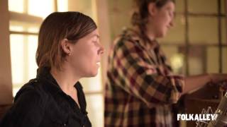 Folk Alley Sessions:  Anna & Elizabeth - "The Devil's Nine Questions" chords