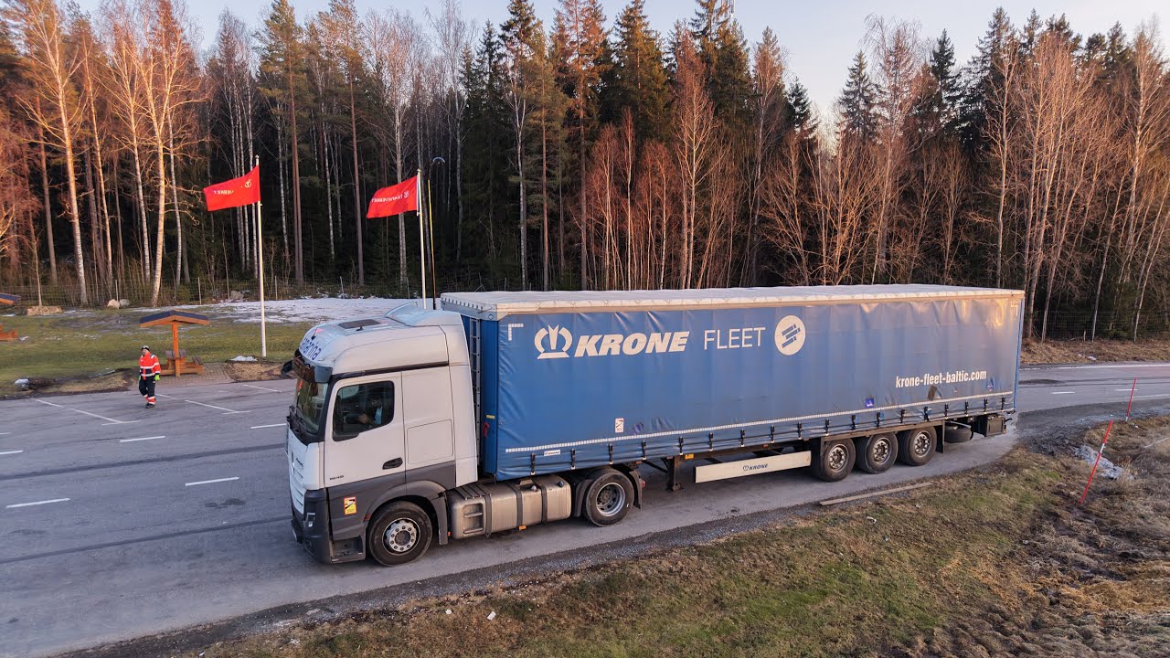 Truck Driver Ka Switzerland Me Weekend Rest 45 Hrs 🇨🇭 | Europe Truck Driver Life 🚛 | EUROPE JOB