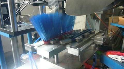 WanXingDa 2  Axis High Speed Broom Tufting Machine Staple Type