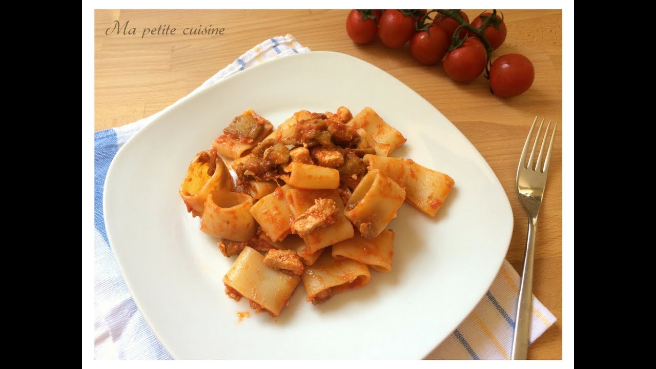 Calamarata con pesce spada e melanzane - YouTube