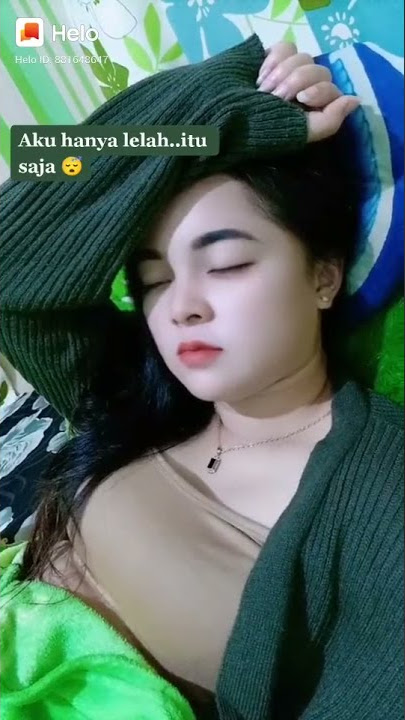 wanita cantik lagi tidur