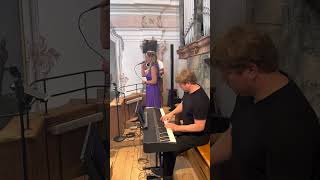 Wo Menschen sich vergessen / Da berühren sich Himmel und Erde live mit Pianist - Lila Cover