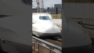 三島駅を通過する東海道新幹線N700系 F6編成(N700A)