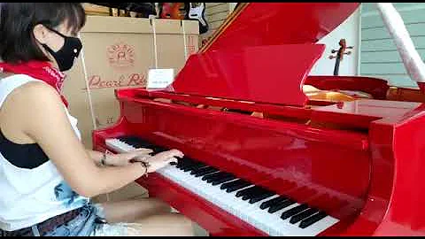 Pearl River Grand Piano GP 148 (Perform by Ms Kiyoko Matsuda)