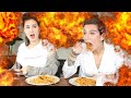 ОСТРЫЙ ЧЕЛЛЕНДЖ. Отвечаем на ШКОЛЬНЫЕ вопросы? Spicy noodle challenge