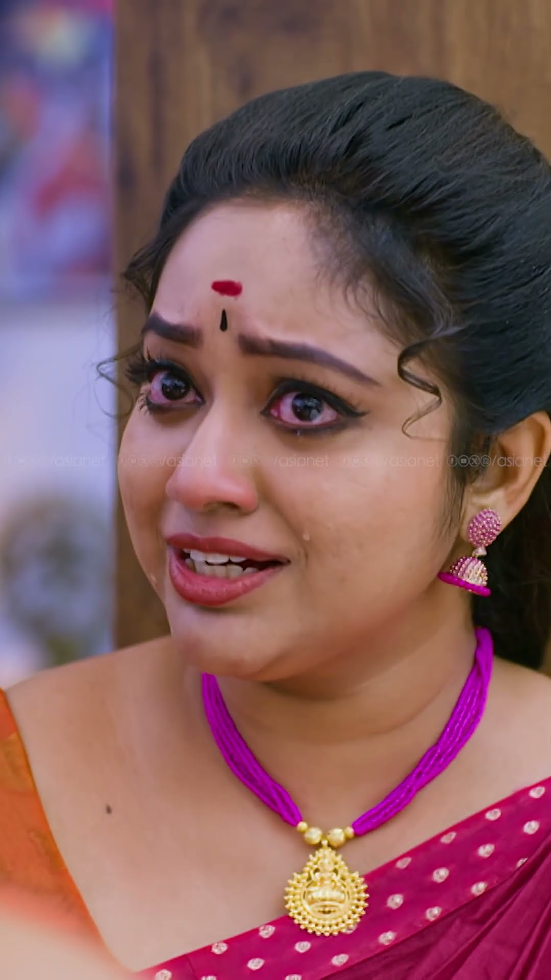 #Santhwanam2 പെണ്ണിനേക്കാൾ മൂല്യമില്ല പൊന്നിന്...