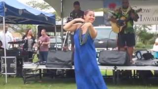 Kuana Torres Kahele - "Pō Laʻilaʻi" with hula chords