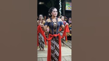 Tarian Anggun Jawa Tengah Dengan Iringan Musik Gending Jawa Klasik #gendingjawaklasik #tarijawa 15