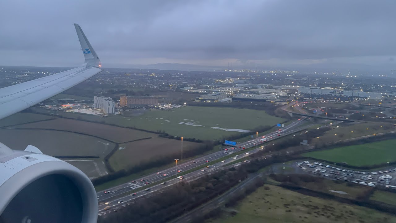 KLM A321 NEO gentle touchdown at Dublin Airport