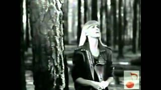 Olivia Newton-John - Love And Let Live (HD)