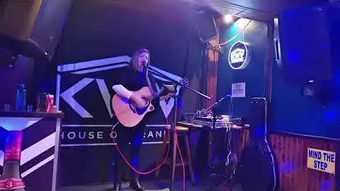 Helen Lang Live at Elephant and Friends pub in Mor...