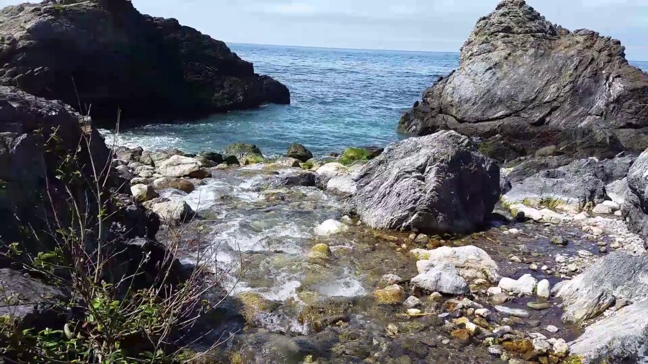 video phone beyonce mp3 Pretty Cool How this Fresh Water Creek Flows Right into the Pacific Ocean at Kirk Creek Campground