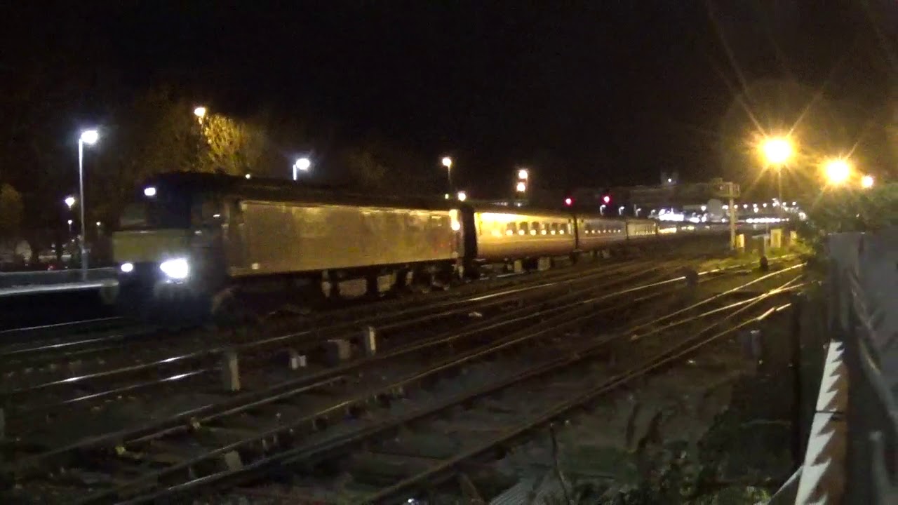 WCRC 57601 TNT 57315 ON 1Z81 AT GLOUCESTER 221117