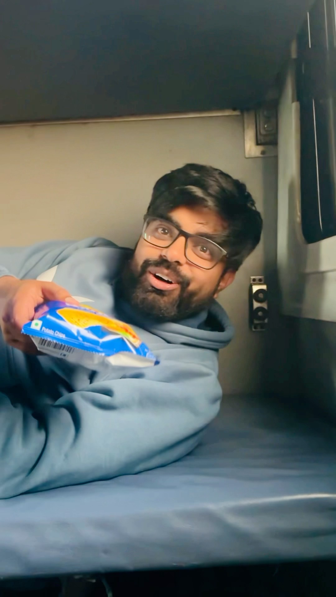 Goa Vlog on @Anurathivlog ? Life hack of pillow in train ? #dushyantkukreja #shorts