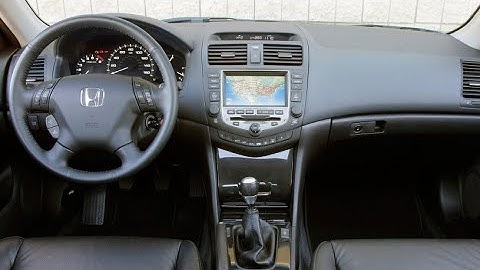 How to Find and Enter Radio and Navigation Codes for a 2007 Honda Accord EX-L