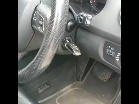 Audi A3 failed / jammed ignition steering lock - YouTube