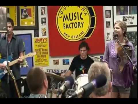 Theresa Andersson LIVE @ Louisiana Music Factory J...