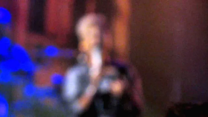 Emeli Sande. Read all about it part 3.iTunes festival