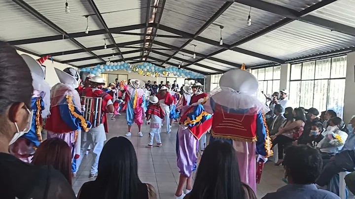 payasos del Aeropuerto en Cochapamba sur