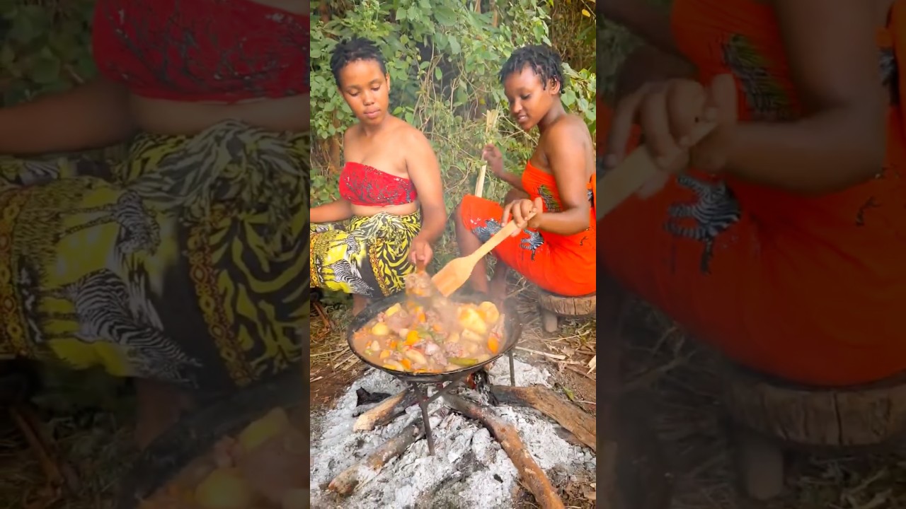 Two Beautiful Ladies, One Delicious Dish 😍🍲 | African Village Life