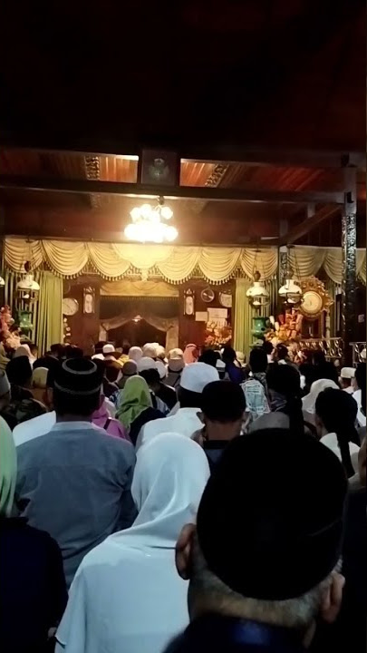 Maqom Kanjeng Syekh Kiyai Zakaria Alias Eyang Jugo Gunung Kawi Kepanjen Malang