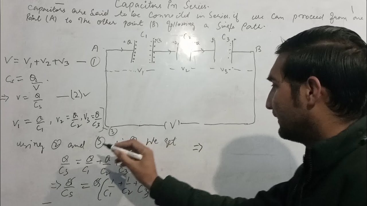 Capacitors in Series/class 12th/Physics/Electrostatic/PHYSICS/class Xii