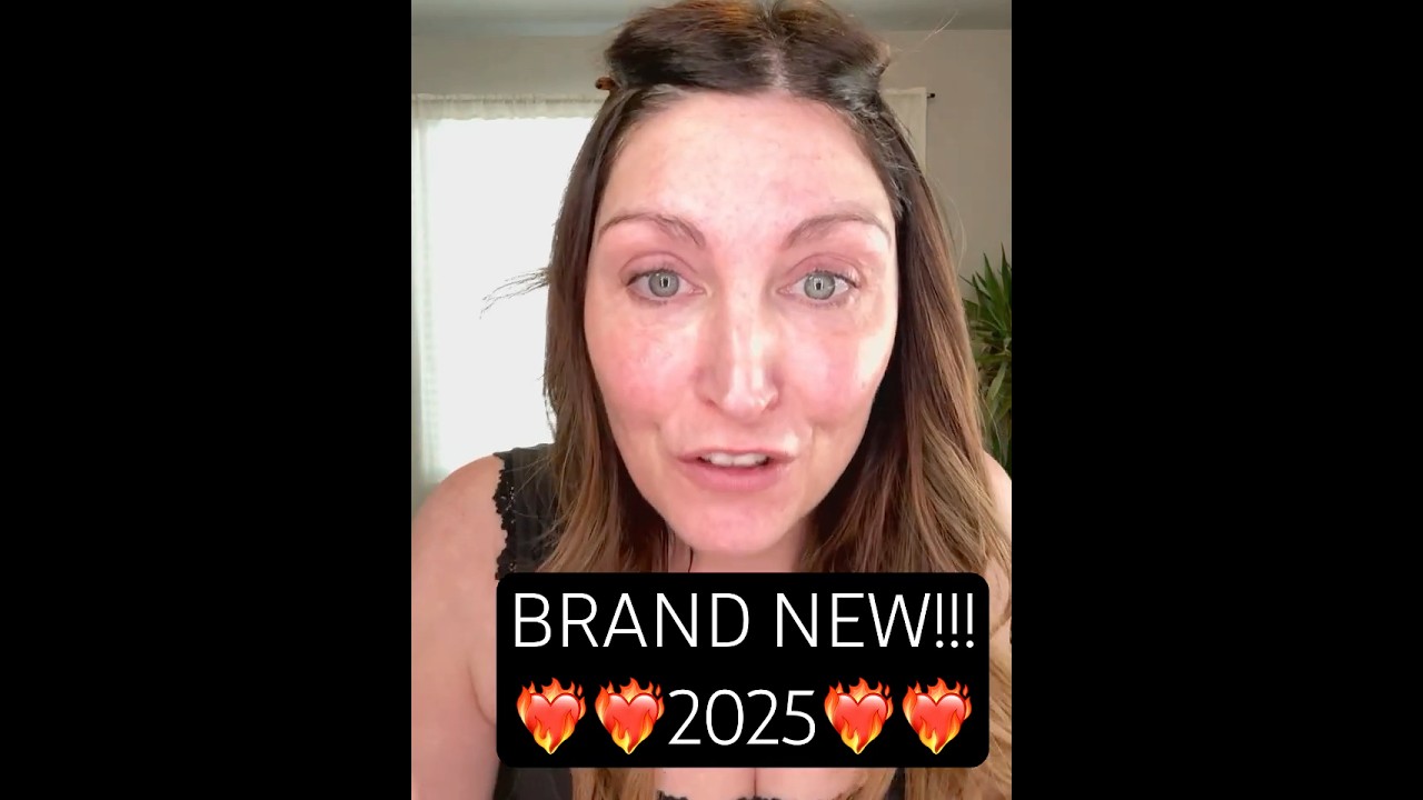 Prime focus clingy serum primer wet, and wild 