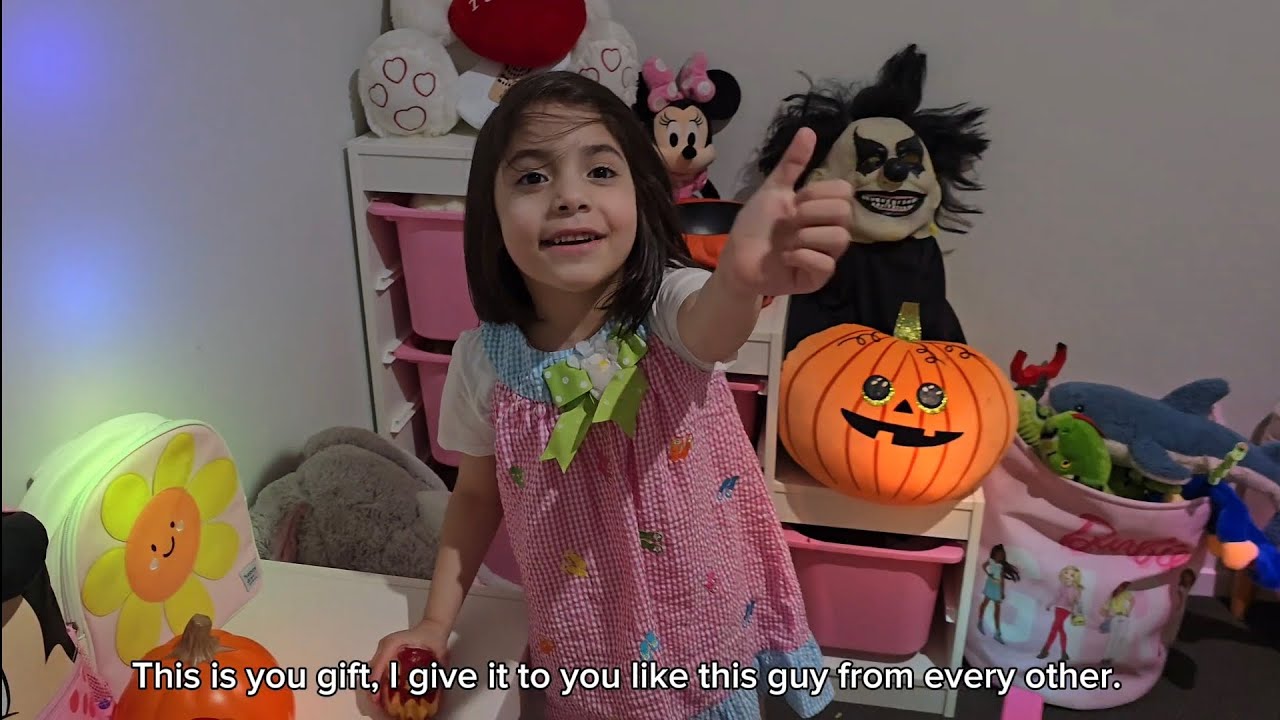 Rosina Explaining Halloween To Her Parrot YouTube rosina-explaining-halloween-to-her-parrot-youtube