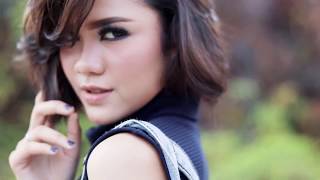 Cosmophost #140217 Photo Hunt