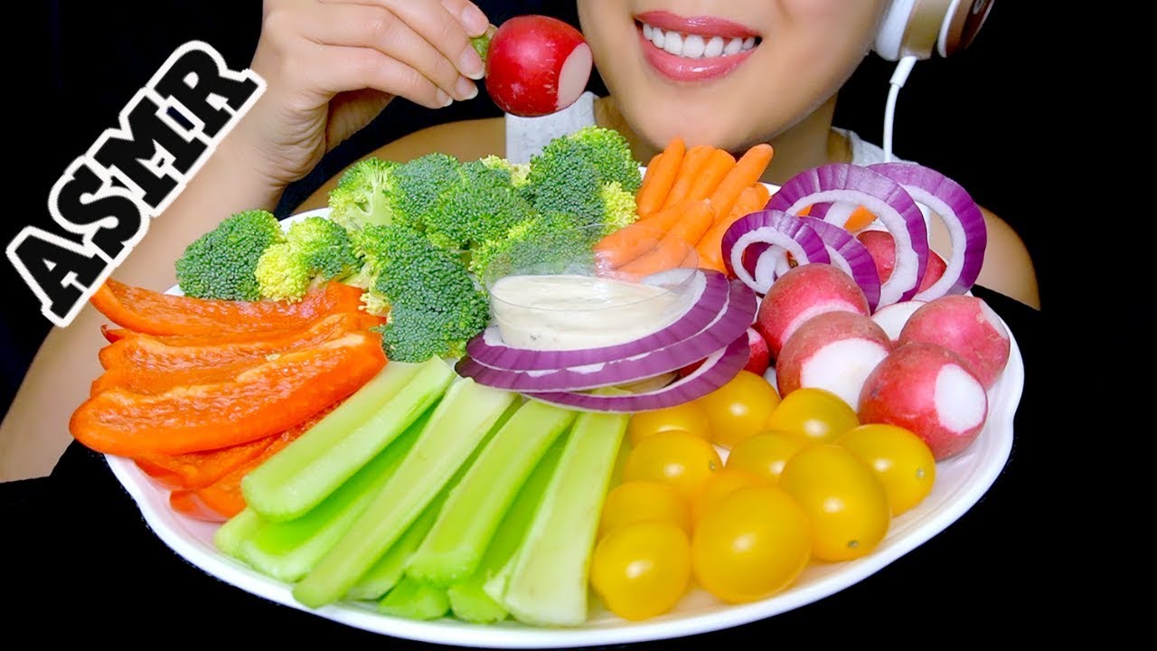 HEALTHY EATING ASMR:  Colorful Raw Veggie Platter (Onion, Radish, celery, broccoli) | TracyN ASMR
