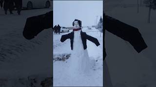 جوش و خروش جوانان بلخی در برف شهر مزارشریف دشت شادیان