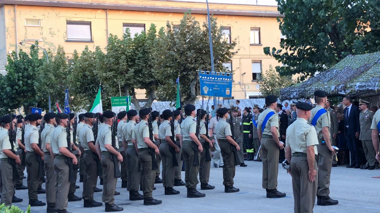 Cerimonia di commiato alla Caserma Giulio Cesare