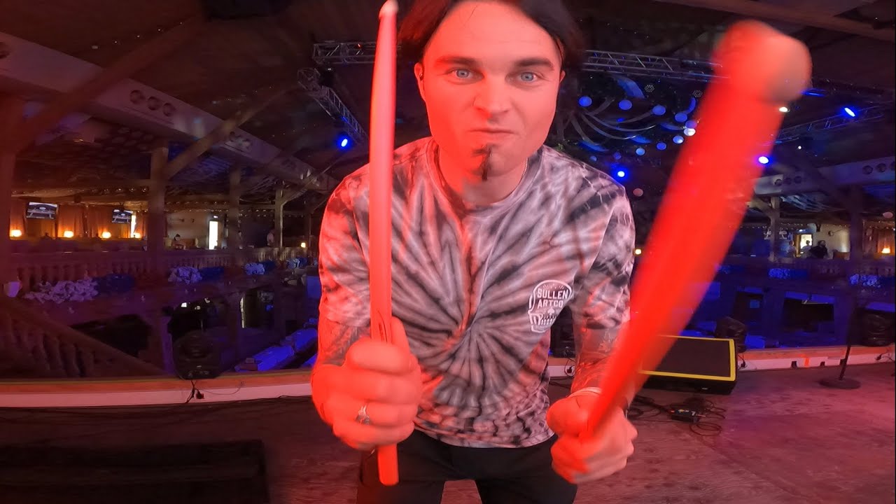 Влог басиста: Питер и Москва на корабле с Линдой, было жарко и пьяно ...