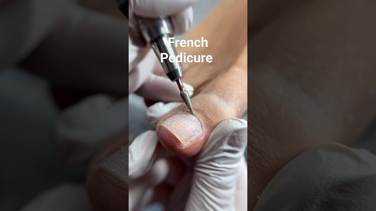 Viral white French Pedicure , trending feet nailart 