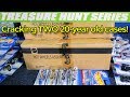 Unboxing TWO 20-year old Hot Wheels old-style cases from 1998 and Treasure Hunt score!