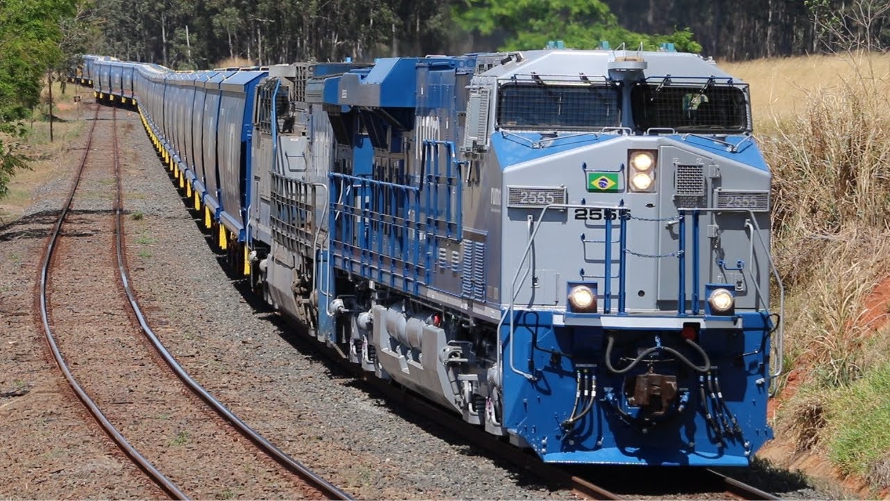 Train Da Rumo Trem da Rumo com locomotiva e vagões novos - YouTube
