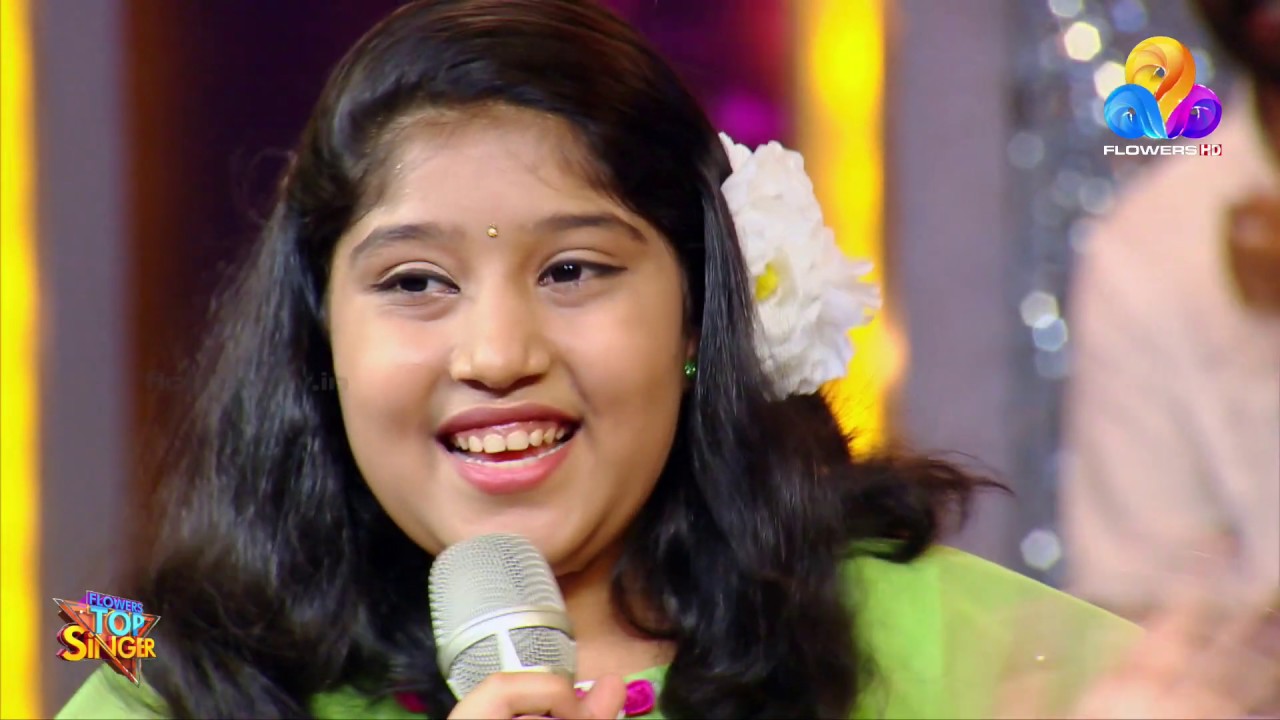 ഒരു പച്ച പൂമ്പാറ്റയെപോലെ സുന്ദരിയായി വന്ന് സ്നേഹക്കുട്ടി പാടിയ മധുരസുന്ദരമായൊരു ഗാനം കേൾക്കാം..!!