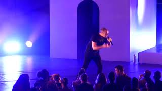 Future Islands - The Thief (live)