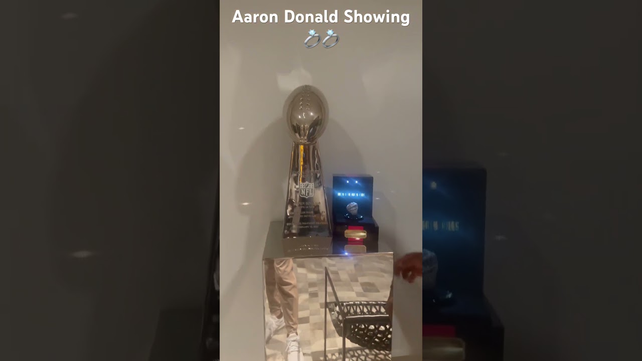 Aaron Donald had me in LA Showin 💍 