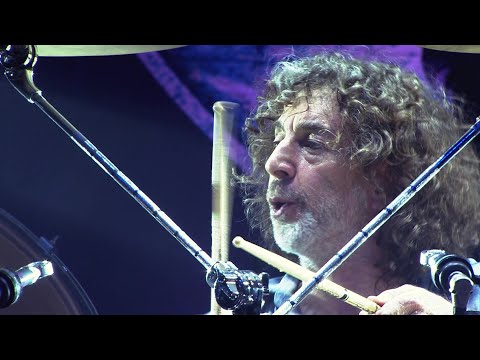 Toto - Hold The Line (2013) [HD]