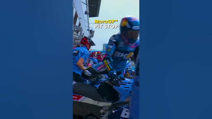 That wasn’t a pit stop, that was a pit teleport 🌀🏁  #motogp