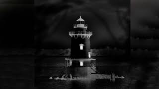 Conimicut Lighthouse -  Flashing White every 2.5 seconds (2005)