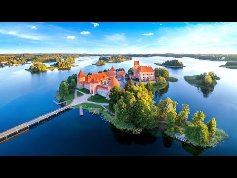 Video: Trakai Tsev fuabtais: Lithuania's Famous Medieval Stronghold