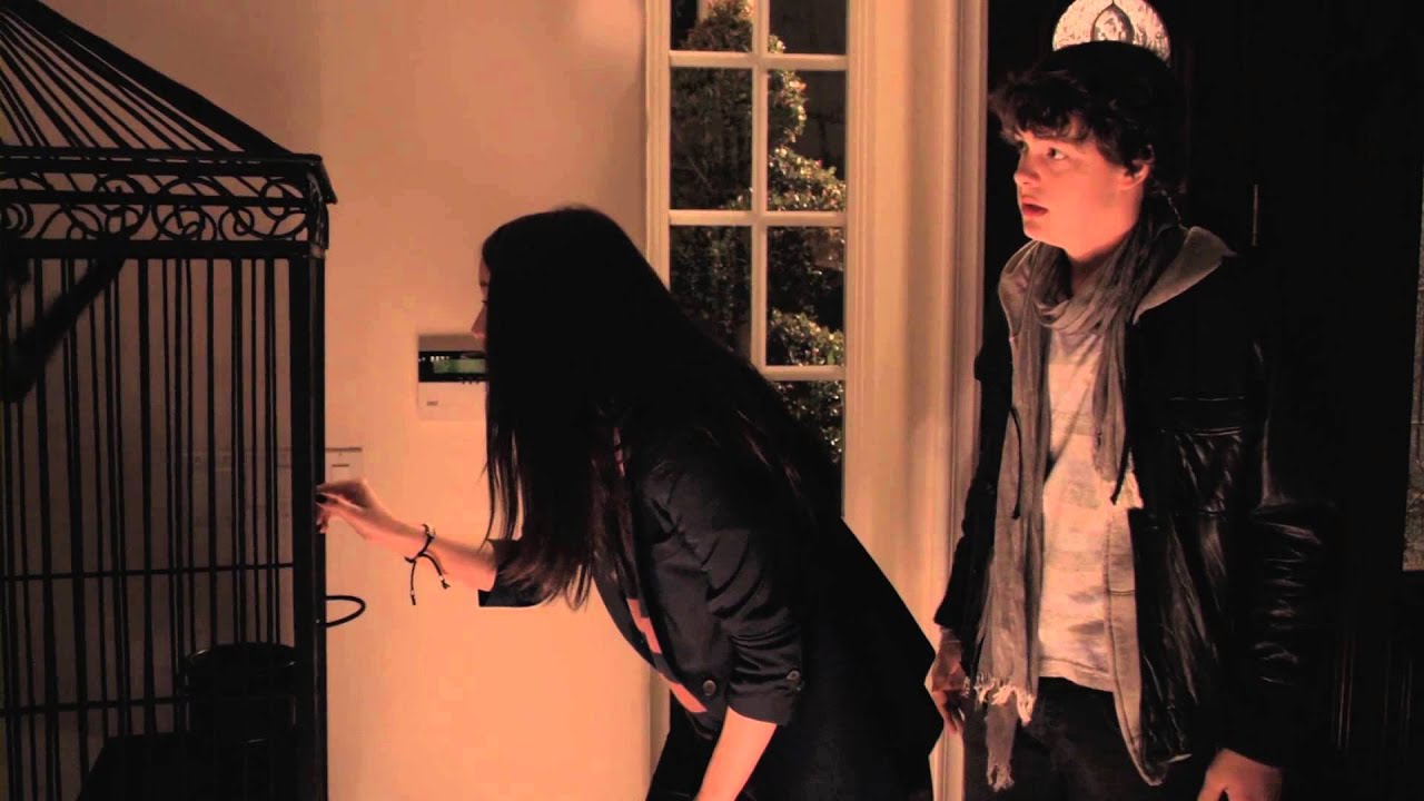 Bling Ring Clip "A Casa di Paris Hilton" YouTube