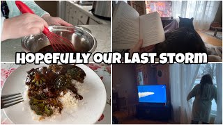 Celebrity April ice storm & watching the Artemis II launch | homemaker vlog Profile