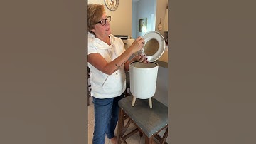 Hands-free trash can with motion sensor: must-have for any home! #fok