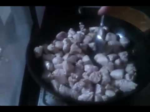 Видео рецепт Капуста со свининой в духовке