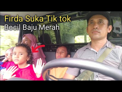 Firda Joget Tik tok, Bocil Baju Merah