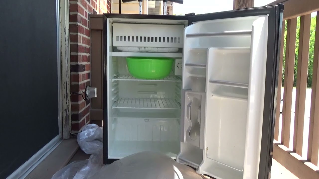 Defrost a Mini Fridge 